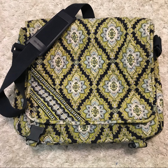 Vera Bradley retired messenger bag, Cambridge - Picture 1 of 1